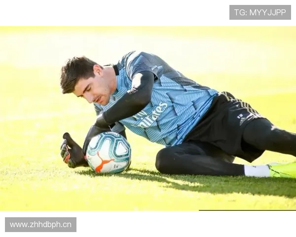 库尔图瓦:大场面连续神扑如何铸就终极门将代表 库尔图瓦:大场面连续神扑如何铸就终极门将代表