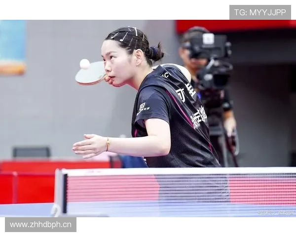 何卓佳训练完直接拎爱马仕去吃人均三千的日料？